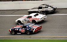 Vintage Corvette parade lap