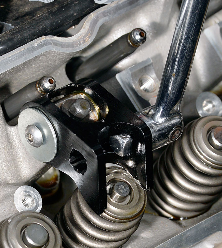 C6 Corvette Z06 The Heads On Test How to Perform LowAccuracy Measurement of LS7 Valve Stem