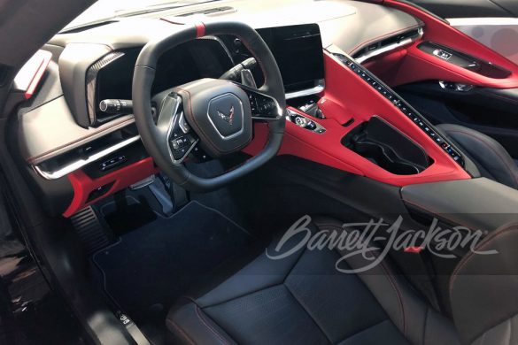 2020-corvette-convertible-1G1Y83D40L5107060