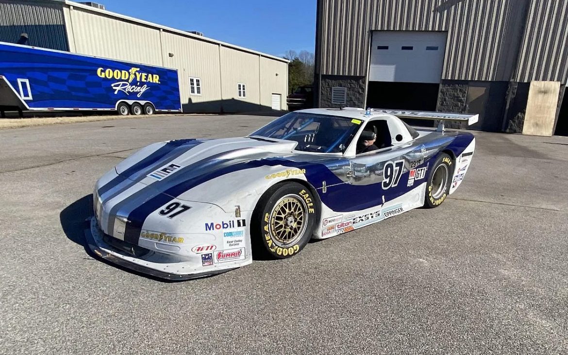 C5 Corvette SCCA GT1 Race Car