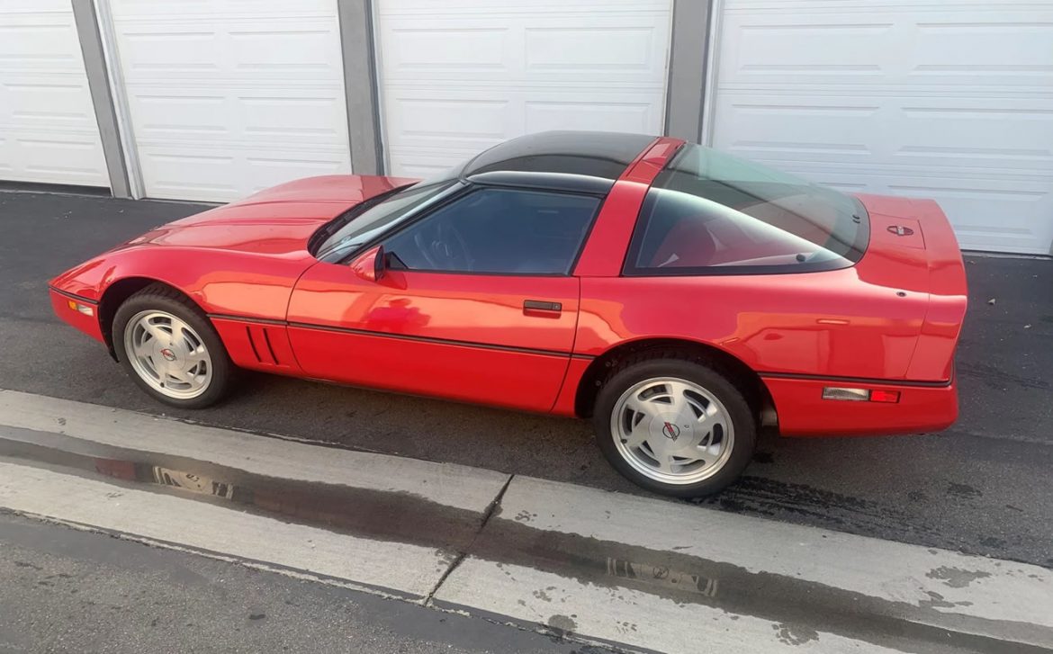 1989 Corvette 1G1YY2185K5111671